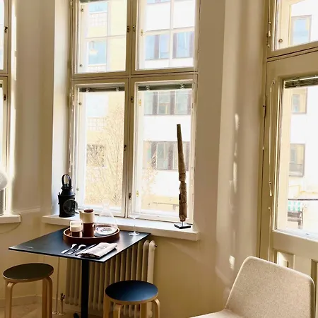 Iso Roobertinkatu B - Picturesque Area In Center Helsinky